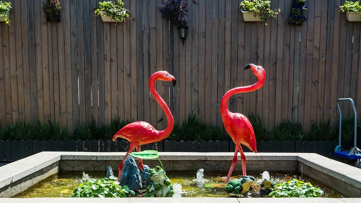 Garden Decor Trends for 2025: What’s In & What’s Out